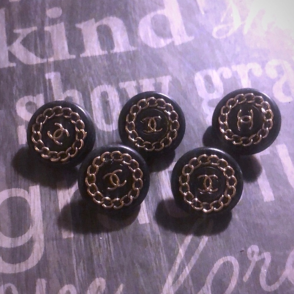 Chanel Buttons (5)